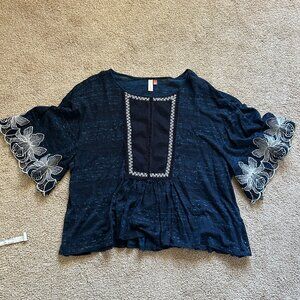Pilcro Navy Top, floral sleeve accents